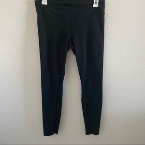 Medium Petite Fabletics leggings